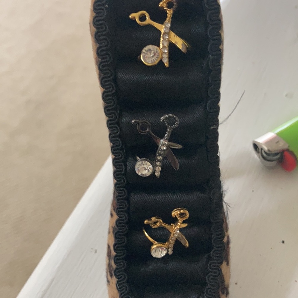 Pinky ring scissors - Picture 2 of 2